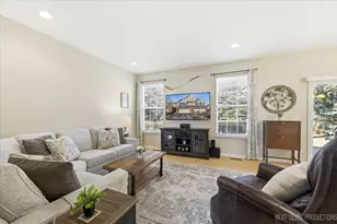 1209 John Hancock Dr, Bolingbrook, IL 60490 - Photo 5