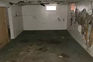 213 S Summit St, Wheaton, IL 60187 - Photo 33