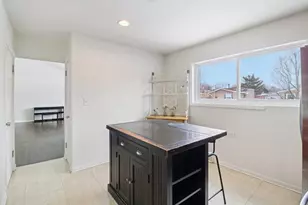 502 E Washington St, Bensenville, IL 60106 - Photo 9