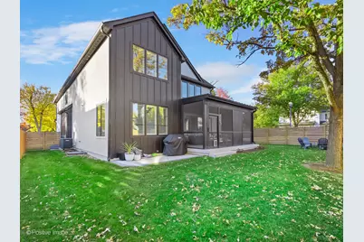 476 W Vallette Street, Elmhurst, IL 60126 - Photo 7