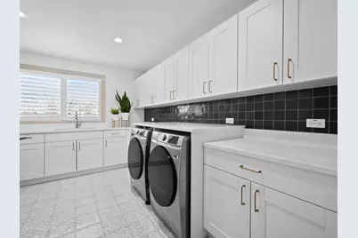 476 W Vallette Street, Elmhurst, IL 60126 - Photo 39