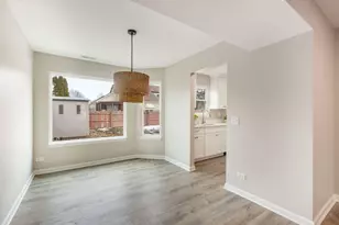 1283 Huntington Dr, Mundelein, IL 60060 - Photo 7