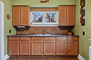 917 Division St, Lisle, IL 60532 - Photo 11