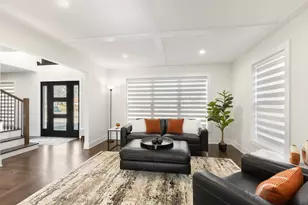 [Address not provided], Arlington Heights, IL 60005 - Photo 3