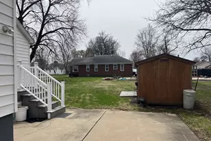 906 N Wasson St, Streator, IL 61364 - Photo 15