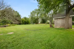 732 Park Ave, Sycamore, IL 60178 - Photo 29