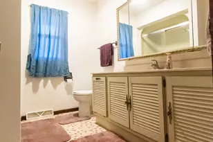 593 Penrose Rd, Dixon, IL 61021 - Photo 17