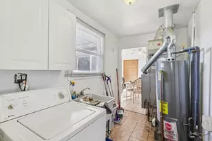 16520 Brockton Ln, Oak Forest, IL 60452 - Photo 13