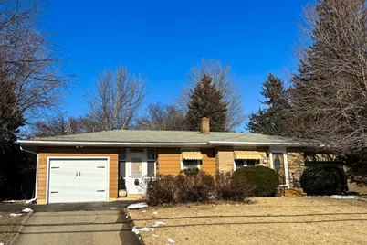 400 E Knox Street, Morrison, IL 61270 - Photo 1