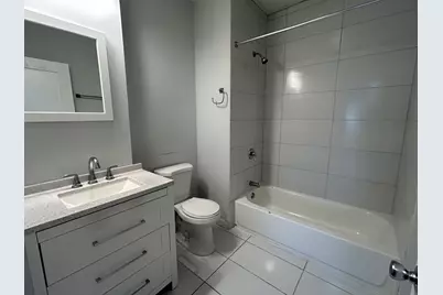 7441 N Rogers Avenue #3A, Chicago, IL 60626 - Photo 9