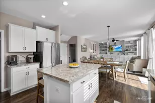 47 Windstone Dr, North Aurora, IL 60542 - Photo 5