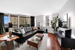 545 N Dearborn St, Chicago, IL 60654 - Photo 7