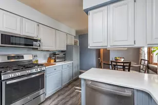 10222 W Bairstow Ave, Beach Park, IL 60087 - Photo 19