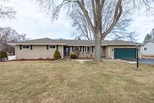 10222 W Bairstow Ave, Beach Park, IL 60087 - Photo 1