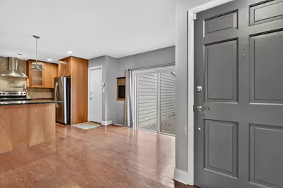 1414 N Bridgeport Drive, Mount Prospect, IL 60056 - Photo 5