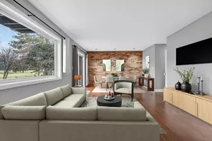 1414 N Bridgeport Dr, Mount Prospect, IL 60056 - Photo 19