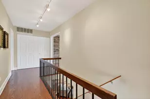 1414 N Bridgeport Dr, Mount Prospect, IL 60056 - Photo 25