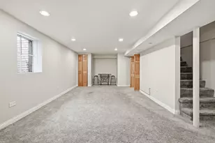 1414 N Bridgeport Dr, Mount Prospect, IL 60056 - Photo 47