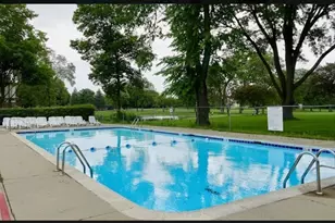 1414 N Bridgeport Dr, Mount Prospect, IL 60056 - Photo 55