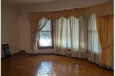 8421 S Paulina Street, Chicago, IL 60620 - Photo 11