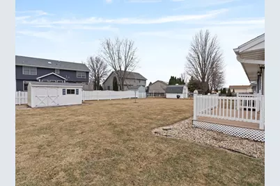 3125 Castlebury Place, Galesburg, IL 61401 - Photo 39