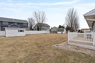 3125 Castlebury Pl, Galesburg, IL 61401 - Photo 39