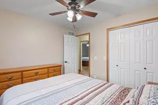 3125 Castlebury Pl, Galesburg, IL 61401 - Photo 33