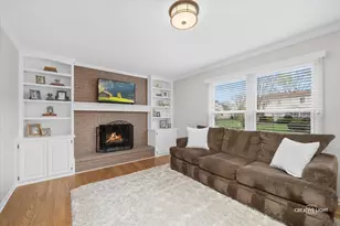 906 Sumter Ct, Naperville, IL 60540 - Photo 13