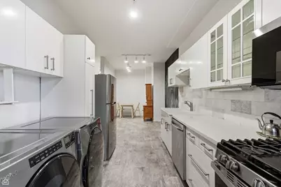 1404 E 56th Street #1, Chicago, IL 60637 - Photo 5