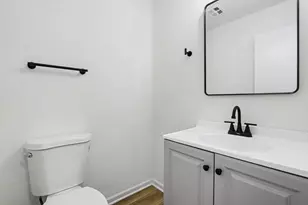 1971 Loomes Ave, Downers Grove, IL 60516 - Photo 7