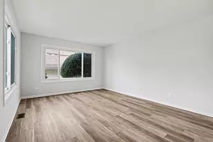 1971 Loomes Ave, Downers Grove, IL 60516 - Photo 3