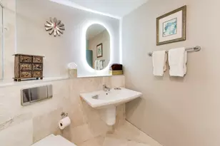 1030 N State St, Chicago, IL 60610 - Photo 13