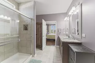 44 Pacific Ave, Hawthorn Woods, IL 60047 - Photo 13