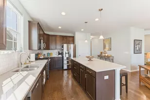 44 Pacific Ave, Hawthorn Woods, IL 60047 - Photo 7