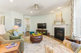 44 Pacific Ave, Hawthorn Woods, IL 60047 - Photo 3