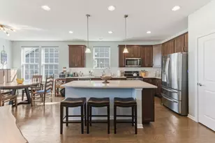 44 Pacific Ave, Hawthorn Woods, IL 60047 - Photo 5