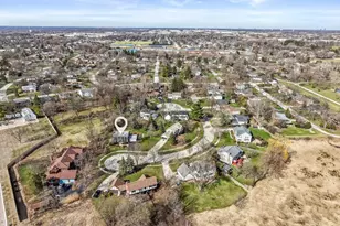 1310 N Carlton Ave, Wheaton, IL 60187 - Photo 31