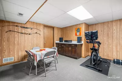 1310 N Carlton Avenue, Wheaton, IL 60187 - Photo 25