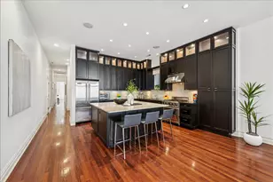 3161 N Halsted St, Chicago, IL 60657 - Photo 11