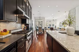 3161 N Halsted St, Chicago, IL 60657 - Photo 13