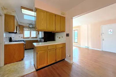 508 W Lonnquist Boulevard, Mount Prospect, IL 60056 - Photo 13