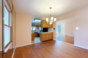 508 W Lonnquist Blvd, Mount Prospect, IL 60056 - Photo 11