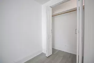 1221 N Dearborn Pkwy, Chicago, IL 60610 - Photo 15