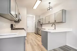 18295 Kirby Dr, Tinley Park, IL 60487 - Photo 5