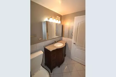 4180 N Marine Drive #405, Chicago, IL 60613 - Photo 9