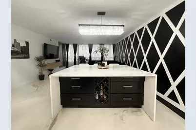 [Address not provided], Chicago, IL 60611 - Photo 3