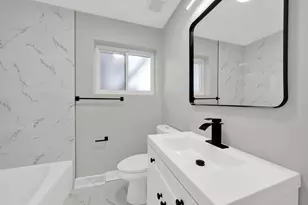 6458 S Claremont Ave, Chicago, IL 60636 - Photo 13