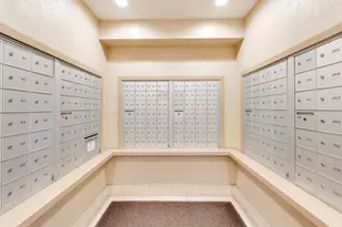 70 W Burton Pl, Chicago, IL 60610 - Photo 15