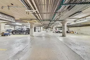 1001 W 15th St, Chicago, IL 60608 - Photo 39