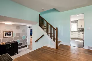 522 E Park Manor Ct, Elmhurst, IL 60126 - Photo 5